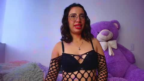 Mia flames online show from November 12, 2025, 8:52 pm