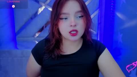 Snapshot of mia_foster_t chatting on June 3, 2026, 1:25 pm Mia online show from June 3, 2026, 1:25 pm