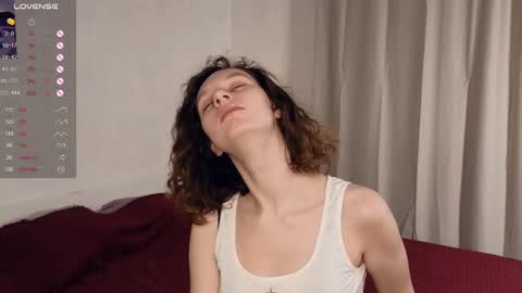 Snapshot of mia_frizz chatting on February 13, 2025, 1:37 pm Mia online show from February 13, 2025, 1:37 pm