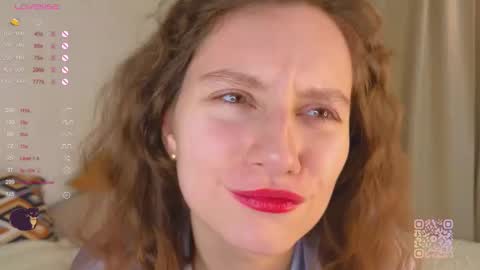Snapshot of mia_frizz chatting on October 17, 2025, 3:03 pm Mia online show from October 17, 2025, 3:03 pm