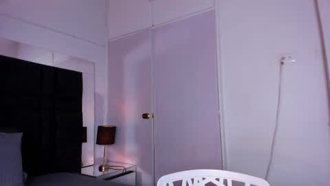 MIA online show from February 19, 2025, 8:52 pm