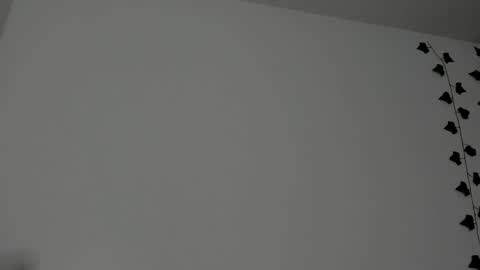 MIA online show from September 17, 2025, 10:11 pm