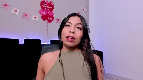 Mia online show from March 2, 2025, 3:37 pm