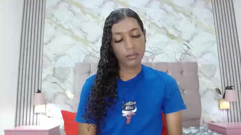Mia Hiills online show from May 30, 2026, 4:48 pm