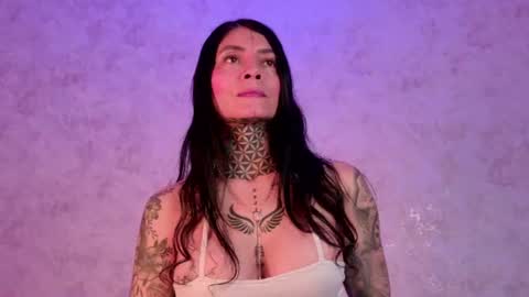 Snapshot of mia_hill1_ chatting on June 13, 2026, 8:29 pm mia_hill1_ online show from June 13, 2026, 8:29 pm