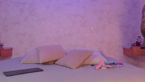 Snapshot of mia_hill1_ chatting on June 28, 2026, 8:04 pm mia_hill1_ online show from June 28, 2026, 8:04 pm