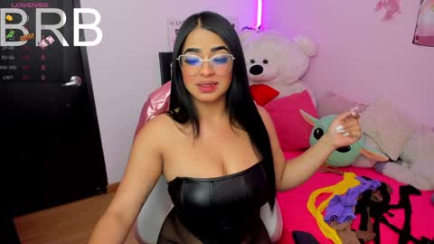 Mia J Abbey online show from December 27, 2024, 1:43 am