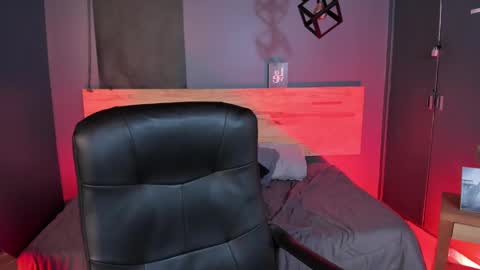 Snapshot of mia_jagger chatting on February 10, 2025, 11:34 pm Val online show from February 10, 2025, 11:34 pm