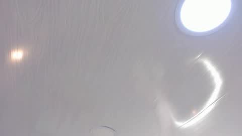 Mia online show from October 30, 2025, 2:35 am