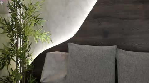 mia_lacy online show from October 12, 2025, 7:35 pm