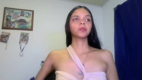 mia lucy 21 online show from December 14, 2025, 10:14 pm