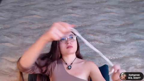 Snapshot of mia_luxor chatting on June 16, 2026, 11:57 am mia_luxor online show from June 16, 2026, 11:57 am