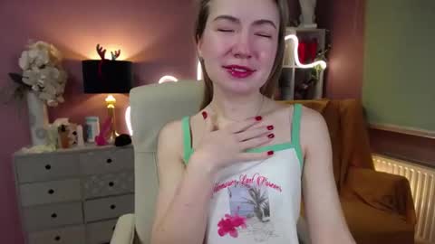 Mia online show from December 28, 2024, 7:44 am