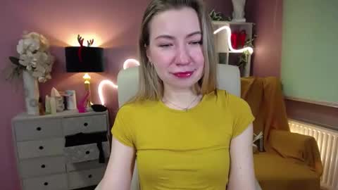 Mia online show from December 31, 2024, 11:20 am