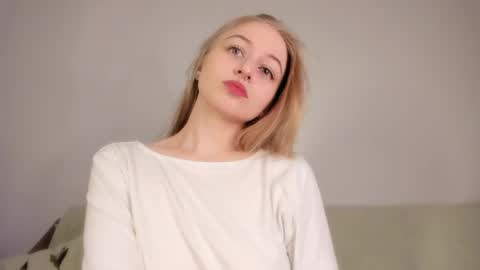 Mia here Appreciate your support online show from April 10, 2026, 6:40 am