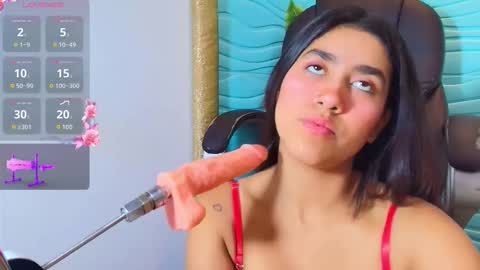 mia montess online show from November 11, 2025, 2:17 pm