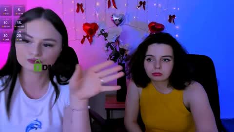 Snapshot of mia_mooon_ chatting on May 15, 2026, 8:54 am mia_mooon_ online show from May 15, 2026, 8:54 am