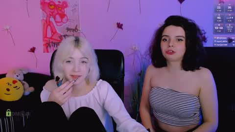 Snapshot of mia_mooon_ chatting on May 19, 2026, 1:56 am mia_mooon_ online show from May 19, 2026, 1:56 am