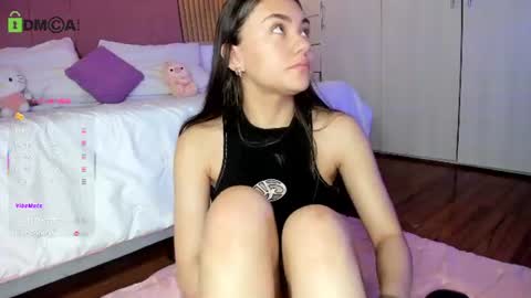 Mia Nevaeh - follow me online show from June 9, 2026, 8:31 pm