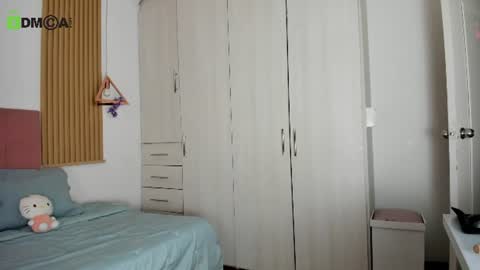 Mia Nevaeh - follow me online show from June 19, 2026, 8:01 pm