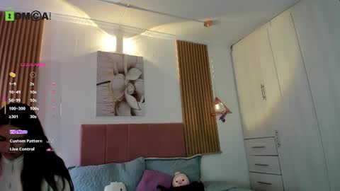 Mia Nevaeh - follow me online show from June 20, 2026, 8:11 pm