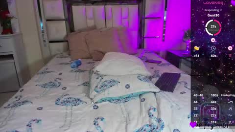 mia_peyton1 online show from February 6, 2026, 8:45 pm