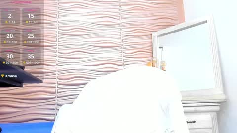 Snapshot of mia_pineda chatting on January 11, 2025, 5:41 am Mariana online show from January 11, 2025, 5:41 am