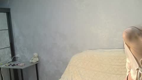Snapshot of mia_pinkie chatting on June 14, 2026, 8:11 pm Mia online show from June 14, 2026, 8:11 pm