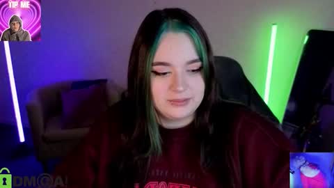 Mia online show from March 7, 2026, 12:07 am