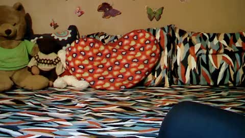 Snapshot of mia_rein chatting on June 14, 2026, 9:22 am mia_rein online show from June 14, 2026, 9:22 am