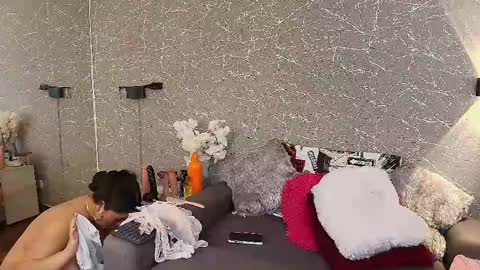 Mia Roux online show from March 8, 2025, 7:31 pm