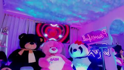 mia_sexy_33 online show from February 4, 2026, 8:14 pm