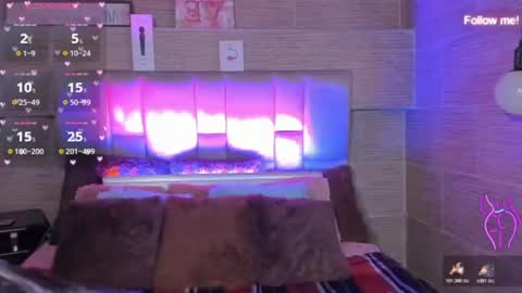 Snapshot of mia_smoke_ chatting on July 7, 2026, 9:30 pm Mia online show from July 7, 2026, 9:30 pm