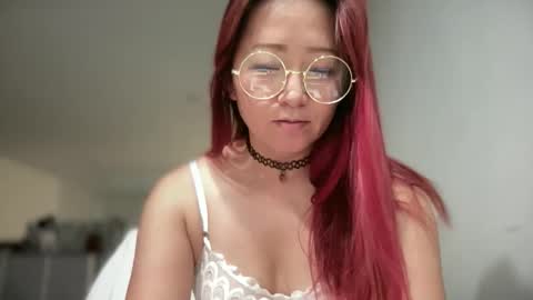 Snapshot of mia_temptress chatting on September 24, 2025, 4:43 pm Mia online show from September 24, 2025, 4:43 pm