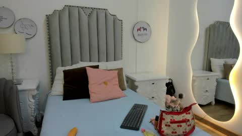 Snapshot of mia_tentacion__ chatting on May 16, 2026, 7:34 pm mia_tentacion__ online show from May 16, 2026, 7:34 pm