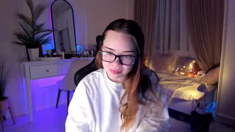 Snapshot of mia_vixen_ chatting on February 25, 2025, 3:42 am VixenMia online show from February 25, 2025, 3:42 am