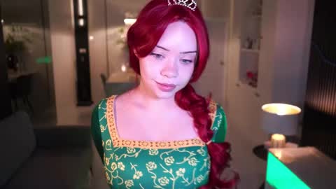 Snapshot of mia_vixen_ chatting on October 12, 2025, 2:32 am VixenMia online show from October 12, 2025, 2:32 am