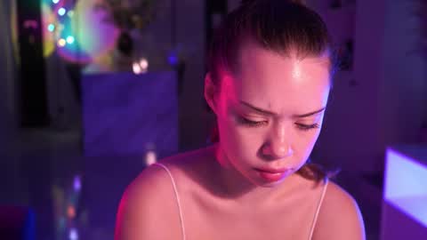 VixenMia online show from March 2, 2026, 5:08 am