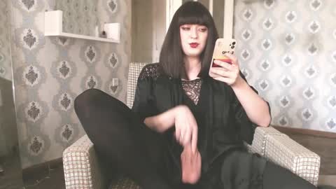 mia_wallase online show from June 2, 2026, 4:47 am