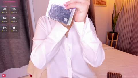 Snapshot of mia_white11 chatting on December 3, 2024, 12:49 pm Mia White online show from December 3, 2024, 12:49 pm