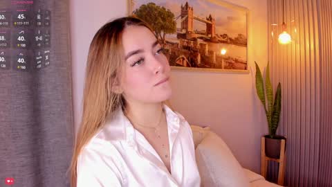 Snapshot of mia_white11 chatting on February 3, 2025, 12:47 pm Mia White online show from February 3, 2025, 12:47 pm