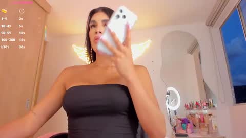 Snapshot of mia_yourmommy chatting on June 21, 2026, 11:29 pm online show from June 21, 2026, 11:29 pm