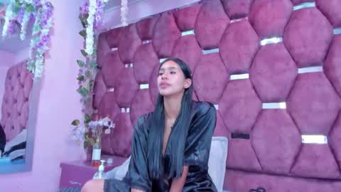 miaa_davis_ online show from February 7, 2026, 3:16 pm