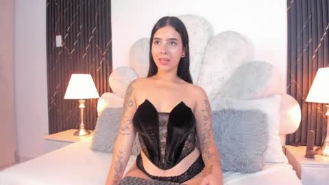 Snapshot of miaa_gold chatting on May 23, 2026, 5:39 pm Mia online show from May 23, 2026, 5:39 pm