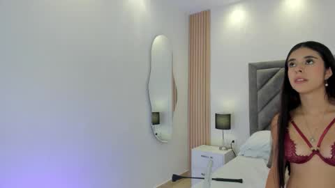 miaa Lind online show from March 11, 2026, 5:02 am