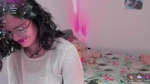 Maria Fernanda online show from October 15, 2025, 3:50 am