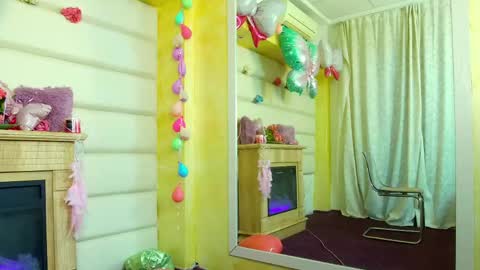 Snapshot of miaaangell chatting on May 31, 2026, 2:53 am Mia Angel online show from May 31, 2026, 2:53 am
