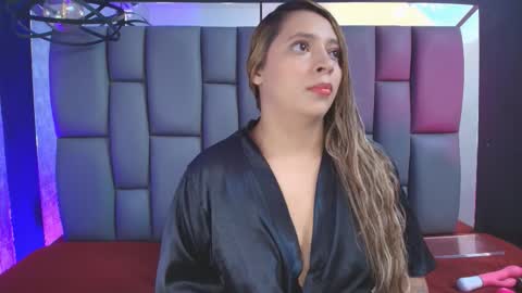 Snapshot of miaabrown__ chatting on September 19, 2025, 12:06 pm Mia online show from September 19, 2025, 12:06 pm