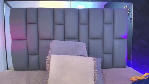 Snapshot of miaabrown__ chatting on October 14, 2025, 12:06 pm Mia online show from October 14, 2025, 12:06 pm