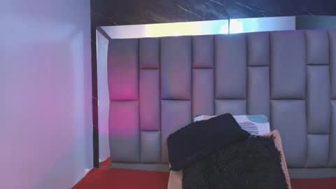 Snapshot of miaabrown__ chatting on November 22, 2025, 12:04 pm Mia online show from November 22, 2025, 12:04 pm